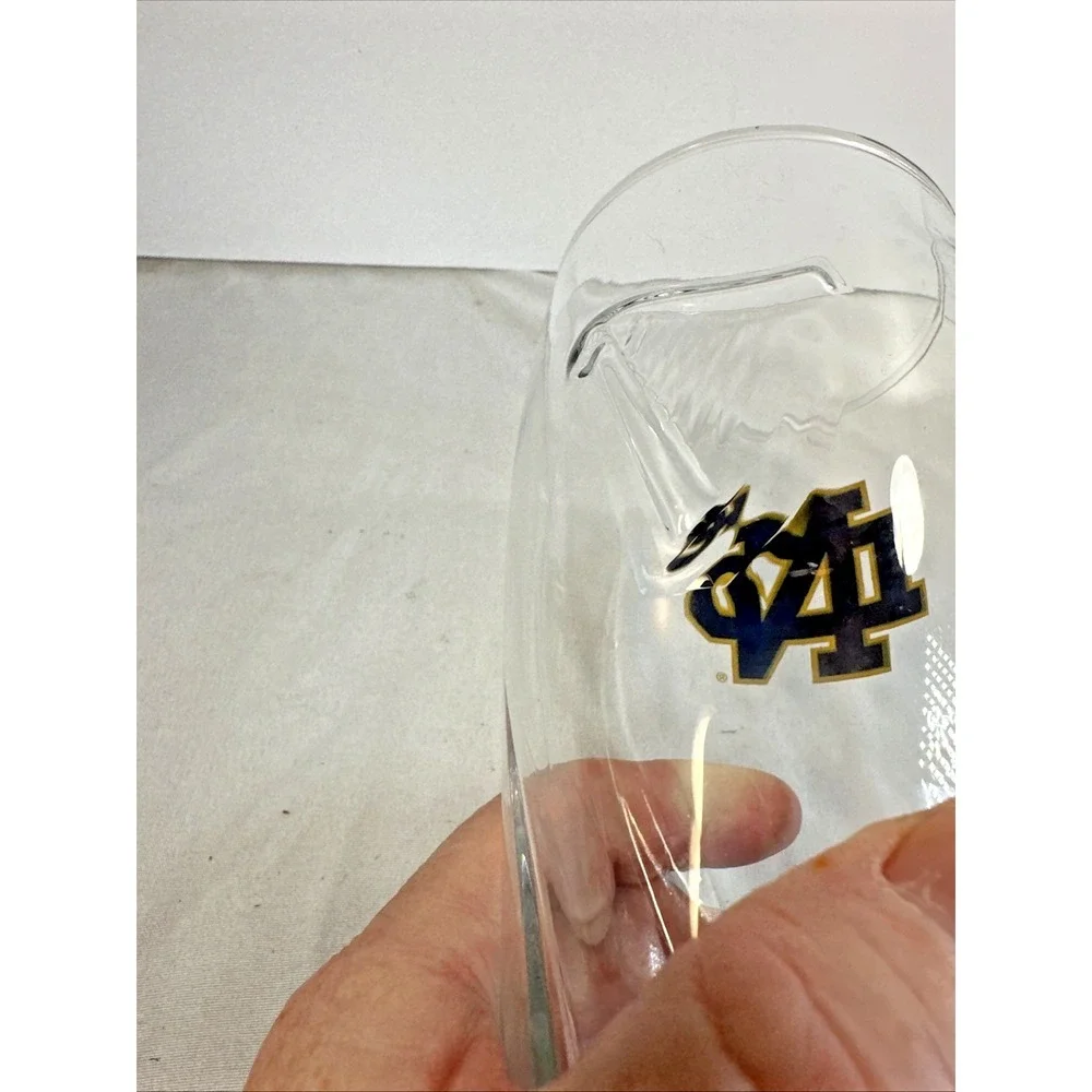 Guinness Notre Dame 20 Ounce Pint Glass Rare Specialty Beer Glass Man Cave Irish